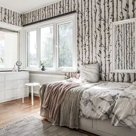 Rent this 4 bed apartment on Björkgatan 12 in 234 31 Lomma, Sweden