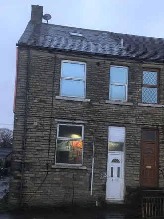 Rent this 2 bed townhouse on Harrogate Road Sherwood Place in Harrogate Road, Bradford
