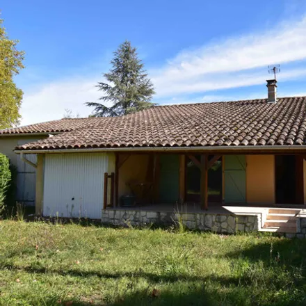 Buy this 3 bed house on 2 Rue Simone Grignon in 24560 Issigeac, France