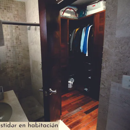 Buy this 1studio house on Calle Sierra Madre 143 in Cumbres Del Campestre, 37128 León