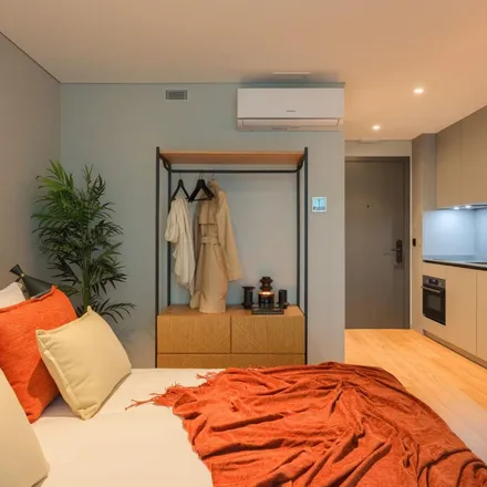 Image 5 - ICON Apartments, Rua Direita de Francos, 4149-011 Porto, Portugal - Apartment for rent