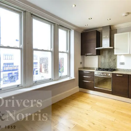 Image 2 - Waverley Court, 465 Holloway Road, London, N19 3PG, United Kingdom - Apartment for rent