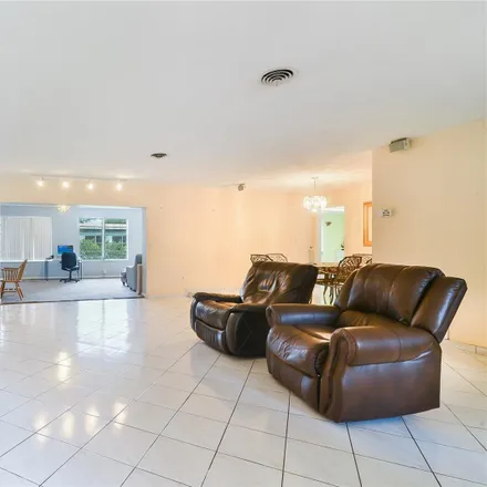 Image 2 - 1418 Northeast 104th Street, Miami Shores, Miami-Dade County, FL 33138, USA - House for sale