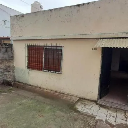 Buy this 3 bed house on 164 - San Vicente 2799 in Villa Godoy Cruz, 1655 José León Suárez