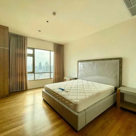 Image 6 - Ruang Sii Pa Furniture, 909-911, Sukhumvit Road, Khlong Toei District, Bangkok 10110, Thailand - Apartment for rent