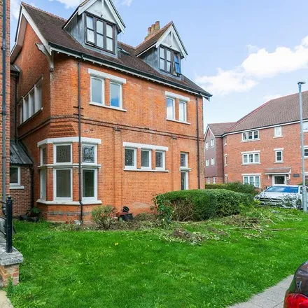 Rent this 2 bed apartment on unnamed road in North Watford, WD17 4AQ
