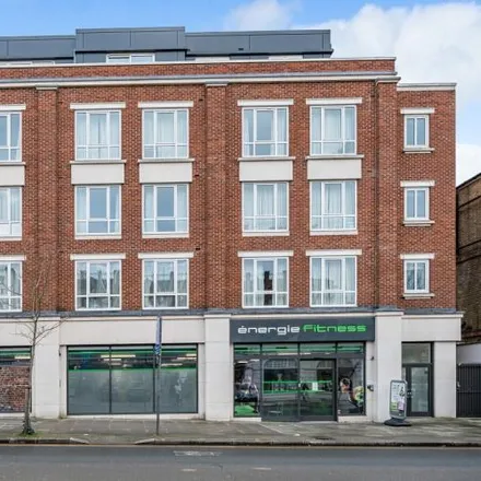 Image 6 - Neil O'sullivan & Associates, Cricklewood Broadway, London, NW2 3JX, United Kingdom - Apartment for rent
