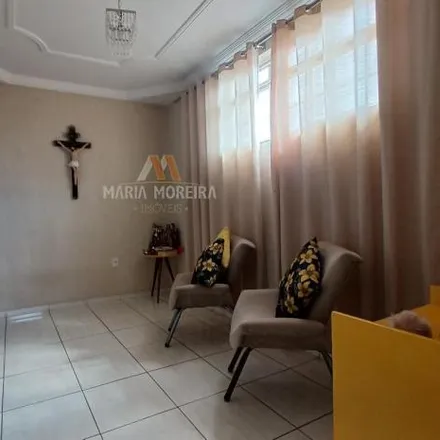 Buy this 4 bed house on Rua Antônio de Oliveira in Ponte Funda, Divinópolis - MG