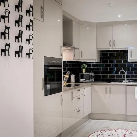 Rent this 2 bed apartment on London in SW5 0TQ, United Kingdom