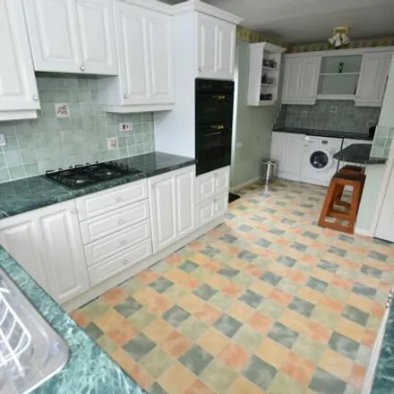 Image 7 - Huntley Grove, Nailsea, BS48 2UQ, United Kingdom - House for sale