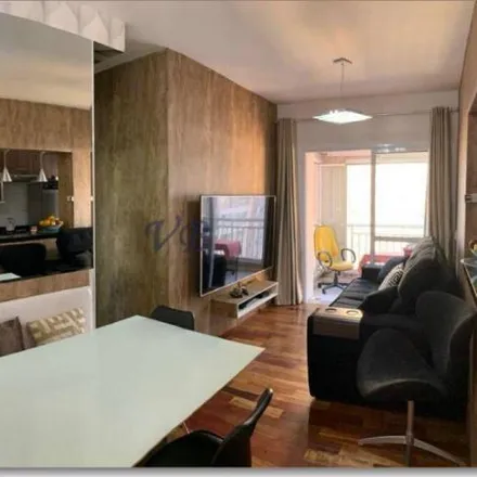Buy this 3 bed apartment on Homero Thon Pães e Doces in Rua Lourenço da Veiga, Vila Homero Thon