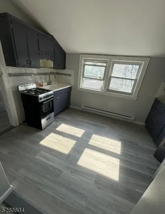 Rent this studio house on 235 North 13th Street in Roseville, Newark