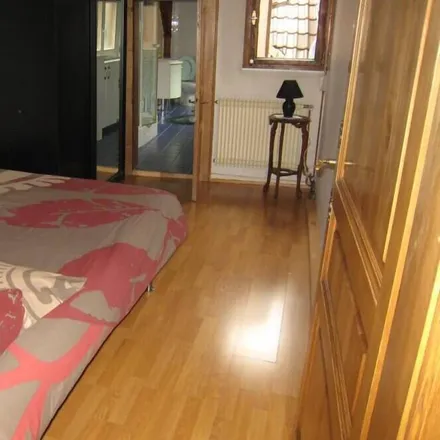 Rent this 2 bed apartment on 68000 Colmar