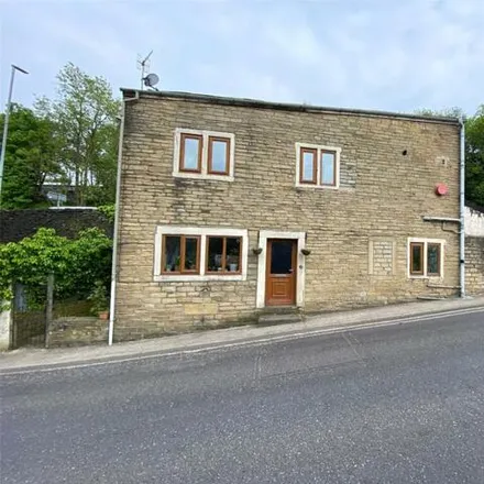 Rent this 2 bed house on Bargate in Linthwaite, HD7 5QW