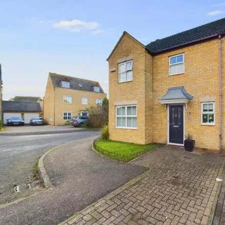 Buy this 4 bed house on 85 Redwing Rise in Royston, SG8 7XD