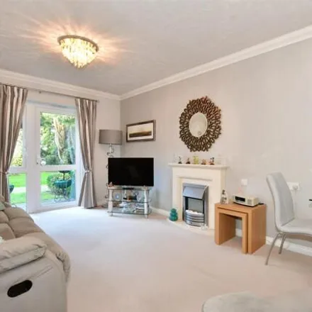 Image 5 - Royal Mail, Waterberry Drive, Waterlooville, PO7 7TP, United Kingdom - Apartment for sale