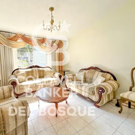 Rent this 4 bed house on Calle De Las Guacamayas in 52970 Atizapán de Zaragoza, MEX