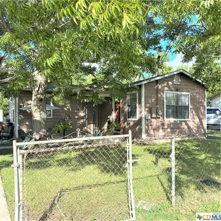 Image 1 - 1205 Red River Street, Lockhart, TX 78644, USA - House for sale