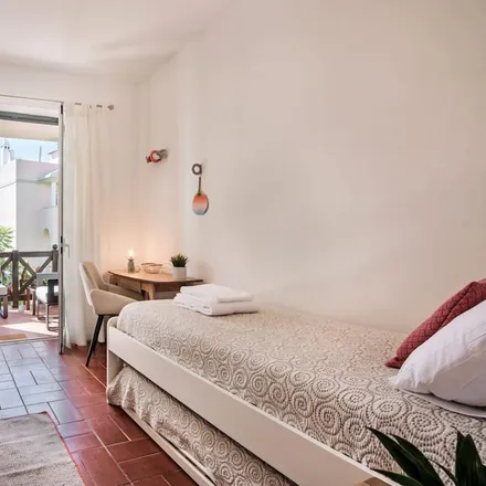 Rent this 3 bed townhouse on 8125-430 Distrito de Évora