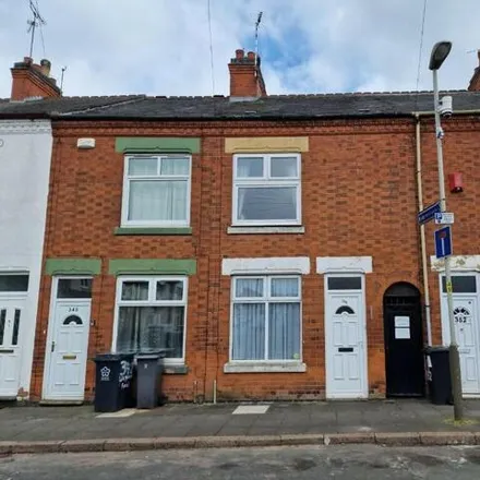 Rent this 3 bed townhouse on Western Road in Leicester, LE3 0EB