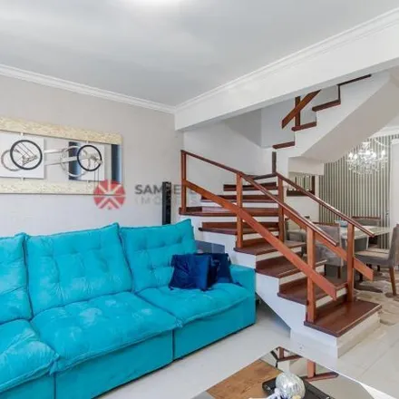 Buy this 3 bed house on Rua Doutor Carlos Bruno Breithaupt 228 in Jardim das Américas, Curitiba - PR