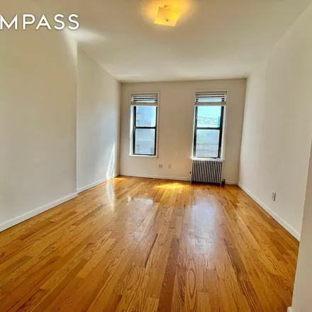 Image 5 - 413 Manhattan Avenue, New York, NY 11222, USA - Apartment for rent