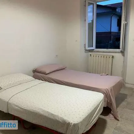 Image 2 - Via Camponuovo, 54100 Massa MS, Italy - Apartment for rent