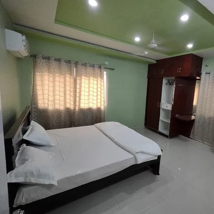 Image 3 - Banjara Hills Road Number 10, Banjara Hills, Hyderabad - 500034, Telangana, India - Apartment for rent