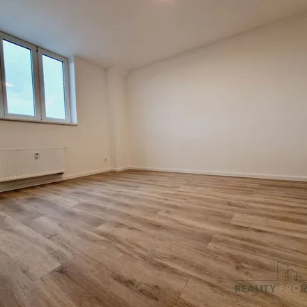 Rent this 3 bed apartment on Rektorát VUT v Brně in Smetanova, 602 00 Brno