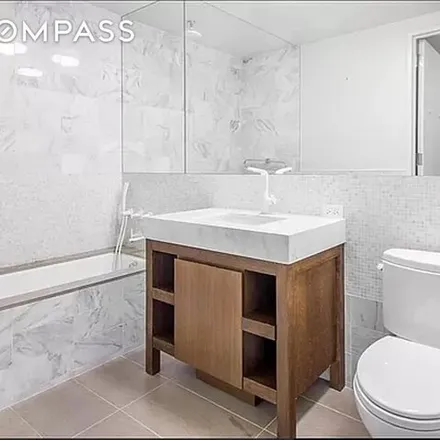 Image 8 - 35 XV, 35 West 15th Street, New York, NY 10011, USA - Condo for sale