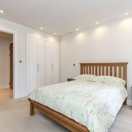 Rent this 1 bed apartment on 3 McEwan Square in City of Edinburgh, EH3 8EN
