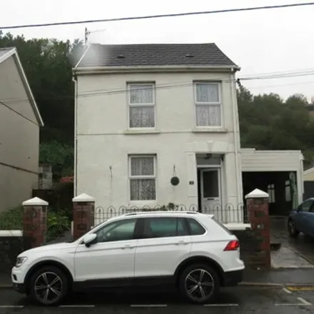 Buy this 3 bed house on Cae Ffwrnes in Burry Port, SA16 0FW