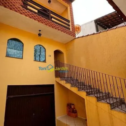 Buy this 4 bed house on Rua Ilza Madeira Assanuma in Cidade São Jorge, Santo André - SP