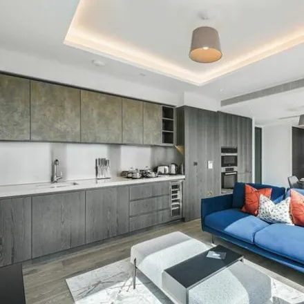 Rent this 1 bed room on The Modern in Viaduct Gardens, Nine Elms