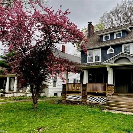 Buy this 4 bed house on 3275 Hyde Park Avenue in Cleveland Heights, OH 44118