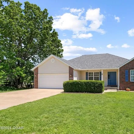 Buy this 4 bed house on Ravenwood Circle in Neosho, MO 64850