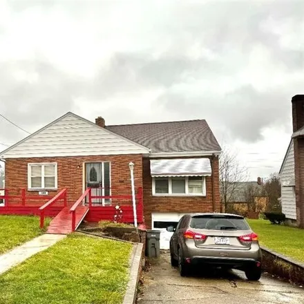 Buy this 3 bed house on 1362 Aberdeen Avenue in Youngstown, OH 44502