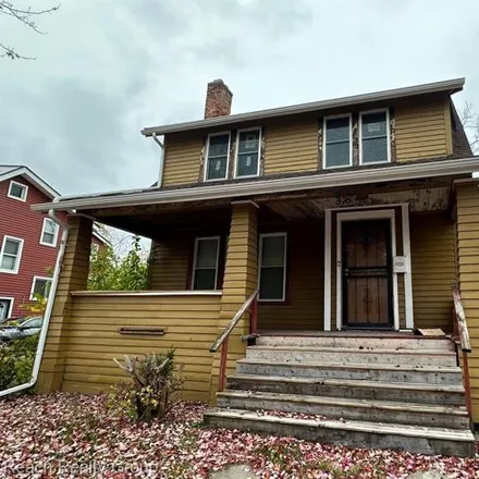 Buy this 3 bed house on 424 Cortland Street in Highland Park, MI 48203