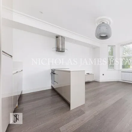 Rent this 1 bed apartment on 33 Myddleton Road in London, N22 8LY