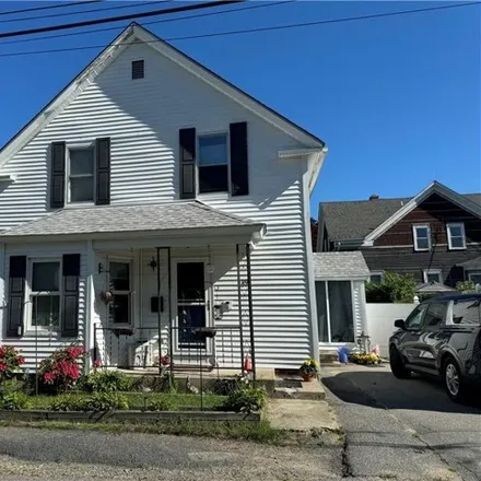 Buy this 3 bed house on 21 North Street in East Providence, RI 02915