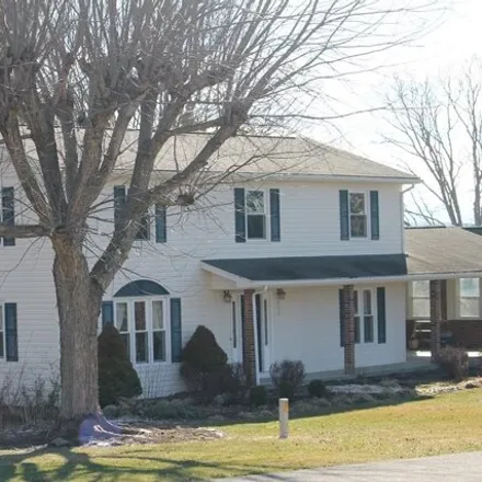 Buy this 4 bed house on 267 Scenic View Circle in Petunia, Wytheville