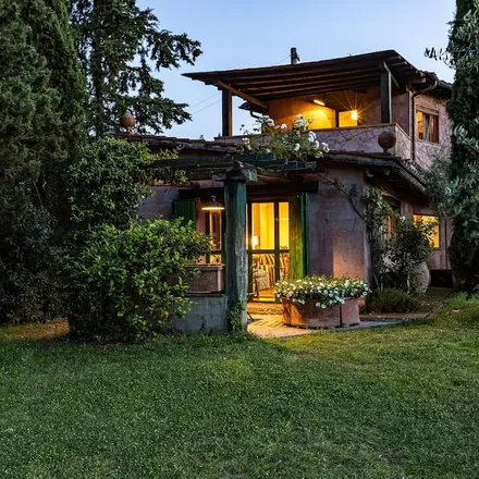 Rent this 9 bed house on 50063 Figline Valdarno FI