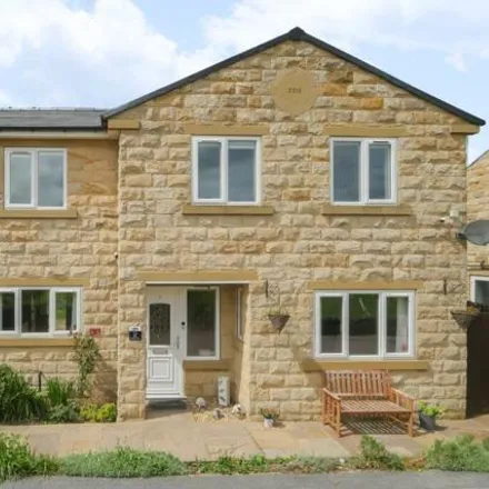 Buy this 5 bed house on Orchard Drive in Farsley, LS28 7FH