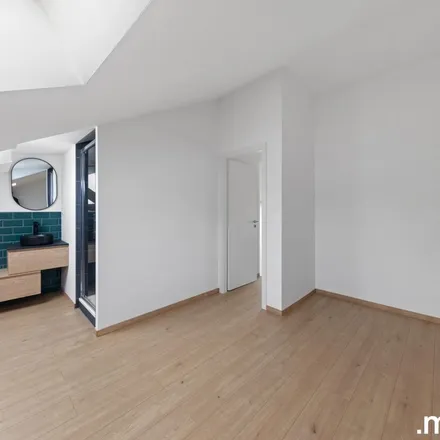 Rent this 1 bed apartment on 61 Rue de Pouilly in 57000 Metz, France