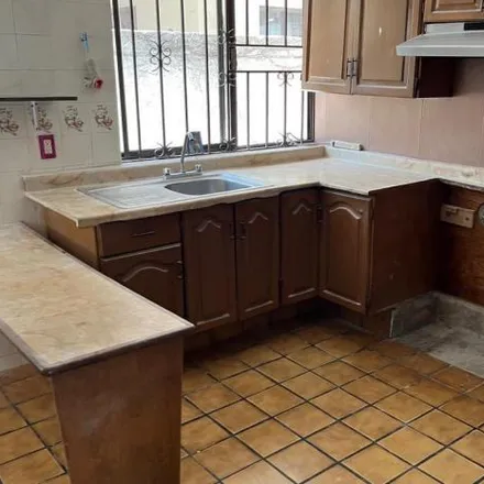 Rent this 3 bed house on Calle Paseo Lomas de Rosales in 89100 Tampico, TAM