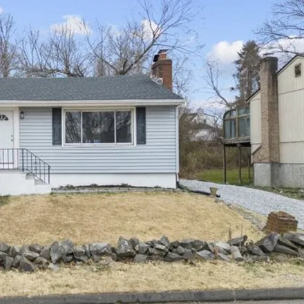 Buy this 3 bed house on 21 Ocala Street in West Haven, CT 06516