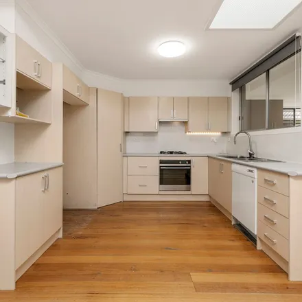 Image 3 - Old Lilydale Road, Ringwood East VIC 3135, Australia - Apartment for rent