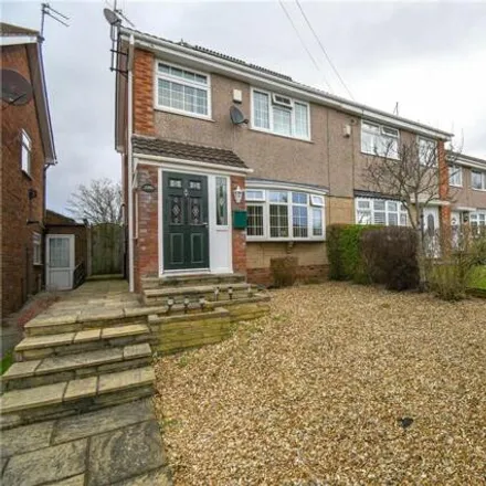 Rent this 3 bed duplex on 223 Saughall Massie Road in Saughall Massie, CH49 4QN