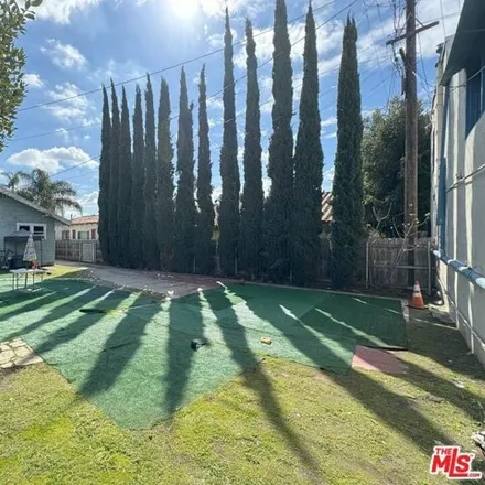 Image 6 - 247 North Kingsley Drive, Los Angeles, CA 90004, USA - House for sale