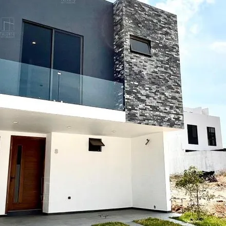 Buy this 3 bed house on Plaza Imperial in Boulevard Valle Imperial 260, Valles de Nuevo México